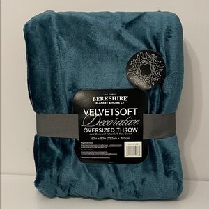 Berkshire VelvetSoft Oversized Throw - Teal